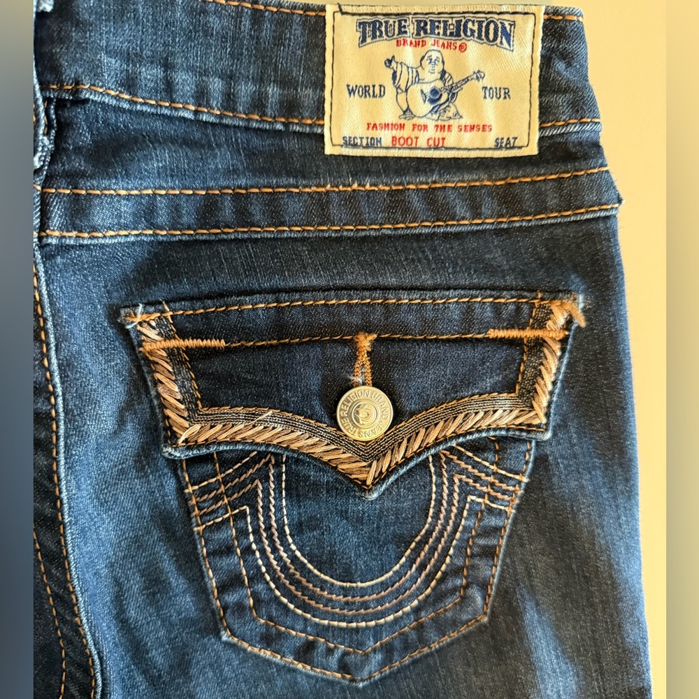 Authentic TRUE RELIGION jeans.  Size 27. Regular length. Boot Cut